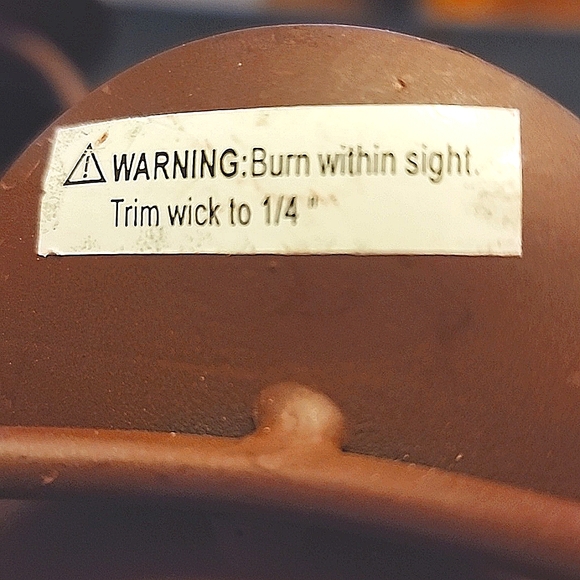 Metal Fall Maple Leaf Pair Of Wine Bottle Cork Taper Candle Holders 6"X7.5"X2.5" - Picture 8 of 8